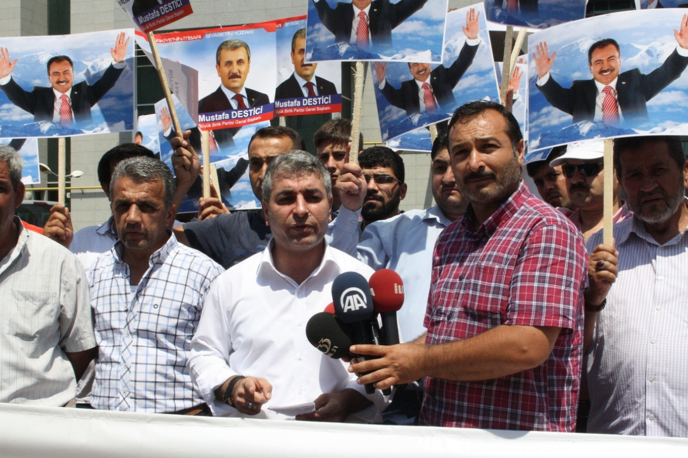 “Muhsin Yazıcıoğlu’nun ölümü aydınlatılmalı” “Muhsin Yazıcıoğlu’nun ölümü aydınlatılmalı”